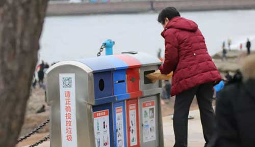 如何分類生活垃圾？四色垃圾桶，收納種類各不同